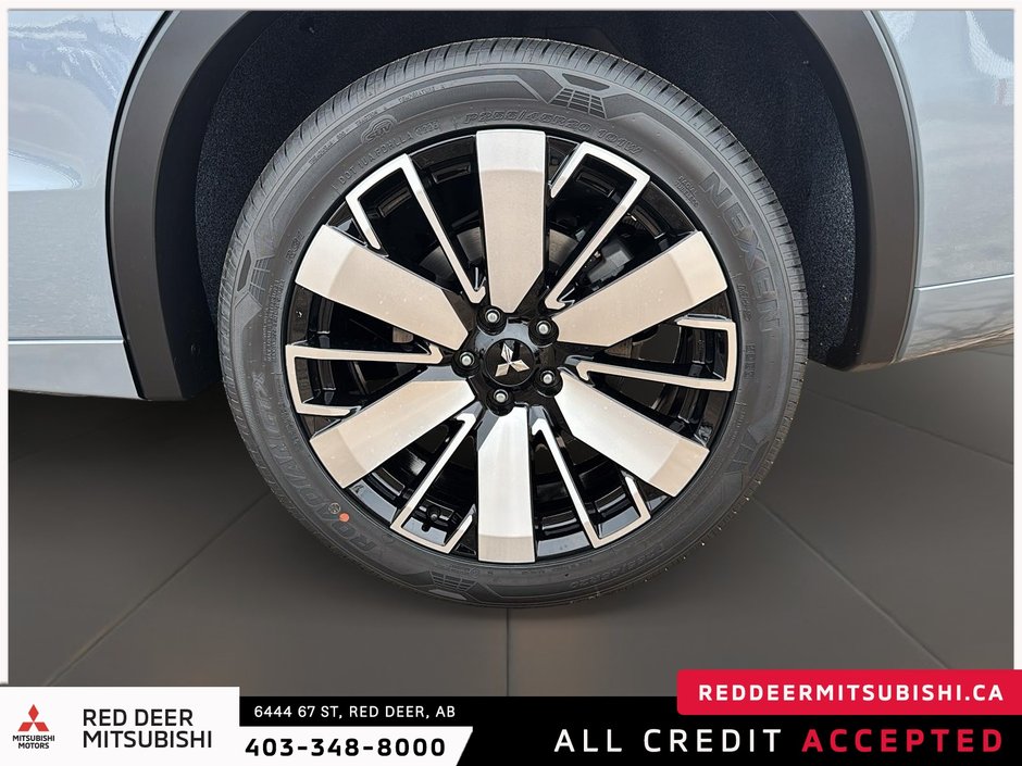 2025 Mitsubishi Outlander GT S-AWC TWO TONE ROOF-6