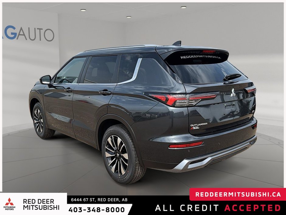 2025 Mitsubishi Outlander LE S-AWC-3