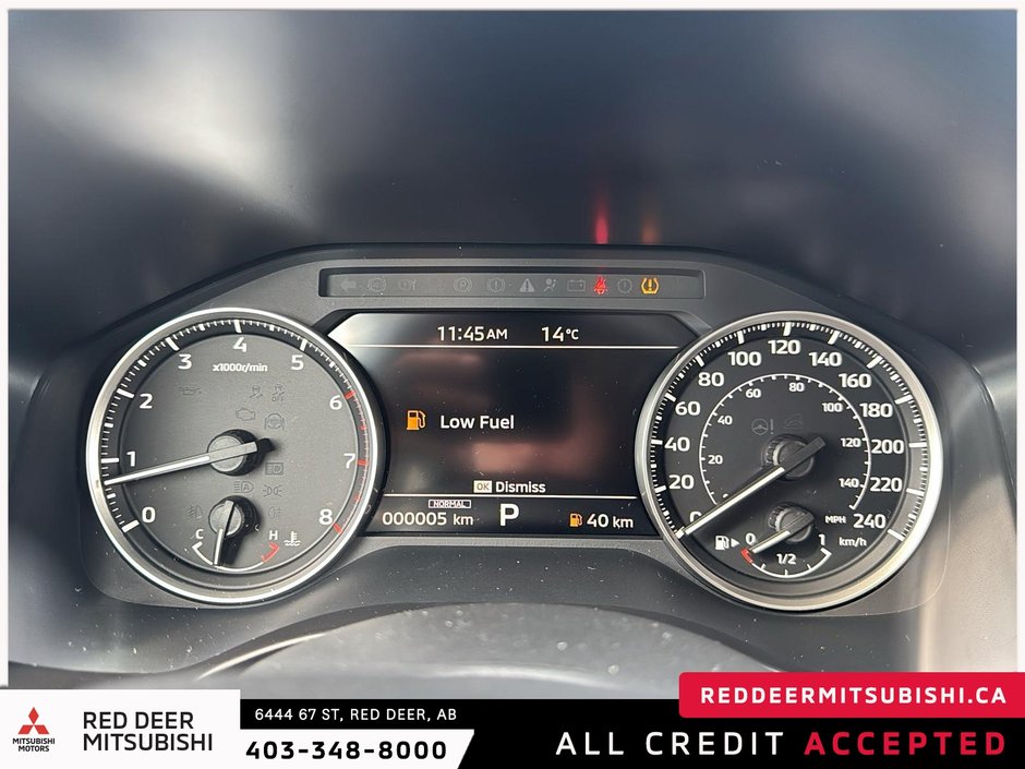 2025 Mitsubishi Outlander LE S-AWC-11