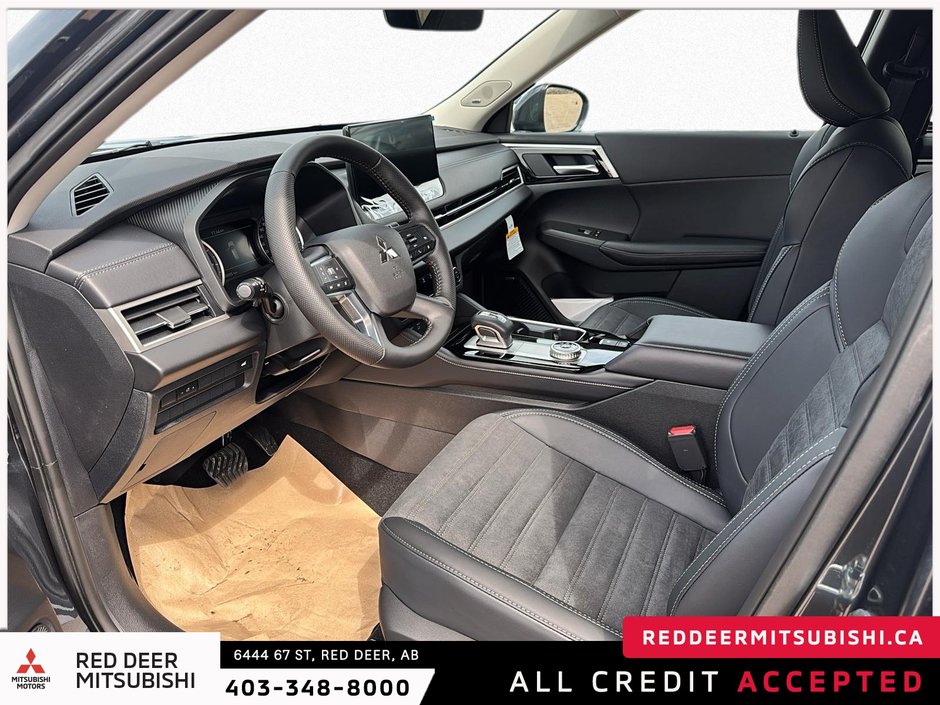 2025 Mitsubishi Outlander LE S-AWC-7