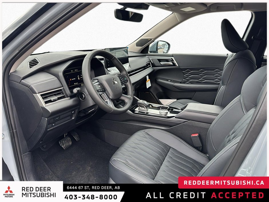 2025 Mitsubishi Outlander GT S-AWC TWO TONE ROOF-7
