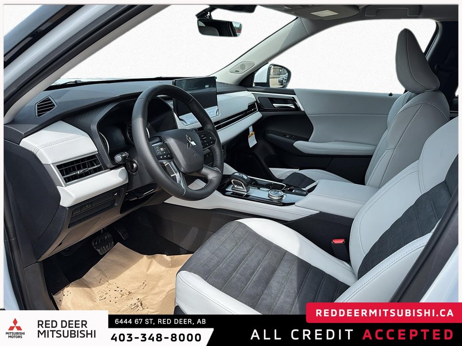 2025 Mitsubishi Outlander LE S-AWC-7