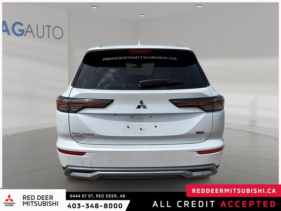 2025 Mitsubishi Outlander LE S-AWC-2