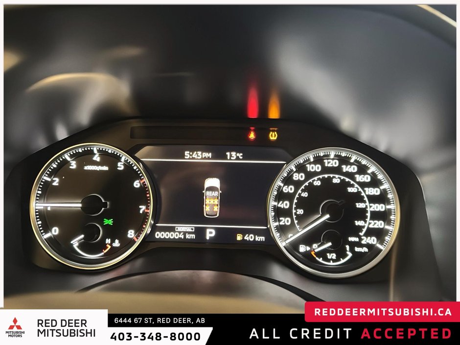 2025 Mitsubishi Outlander ES S-AWC-11