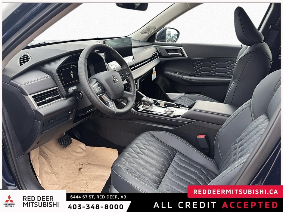 2025 Mitsubishi Outlander SEL-7