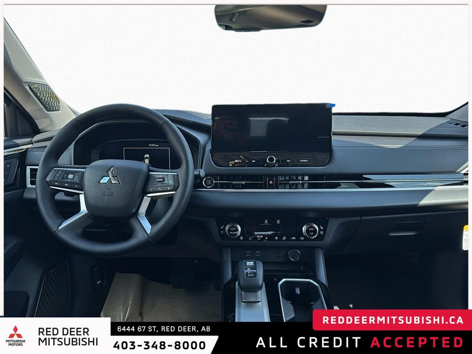 2025 Mitsubishi Outlander GT-8