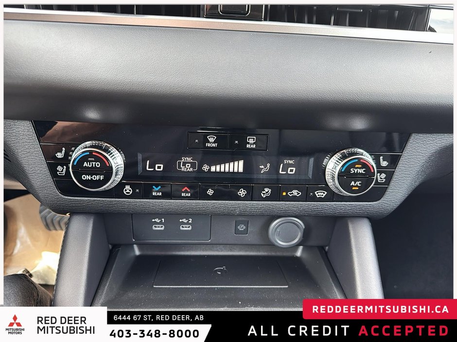 2025 Mitsubishi Outlander SEL S-AWC-12