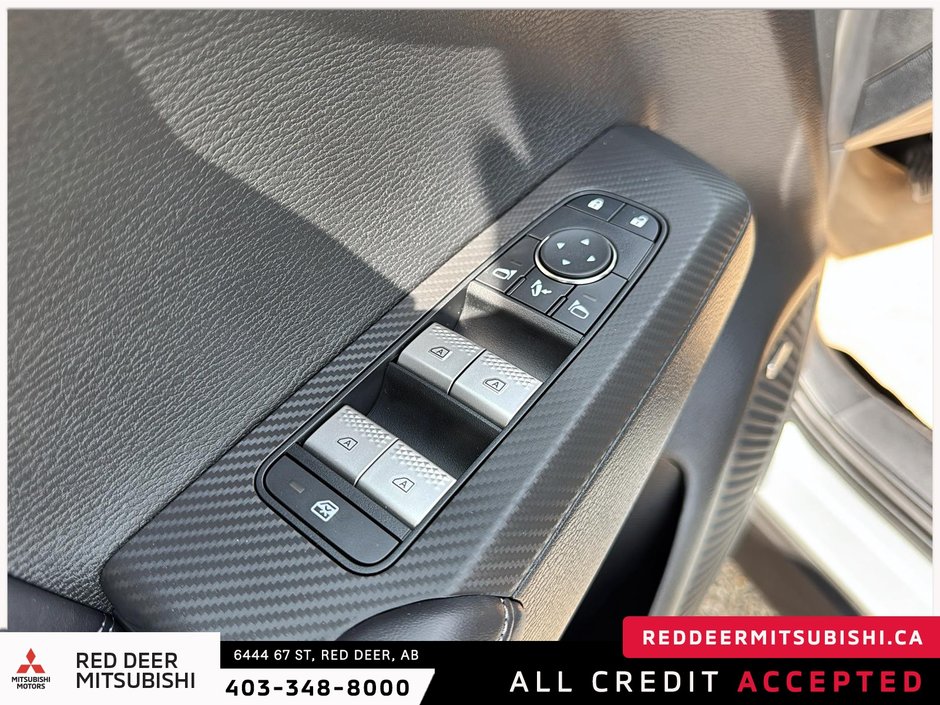 2025 Mitsubishi Outlander SEL S-AWC-9