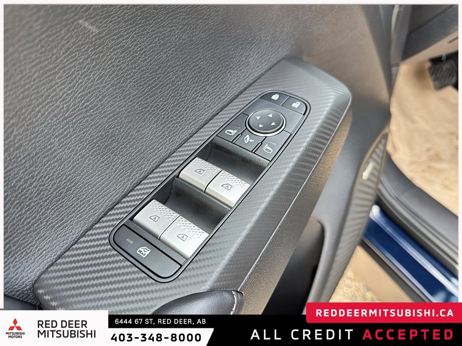 2025 Mitsubishi Outlander SEL S-AWC-9