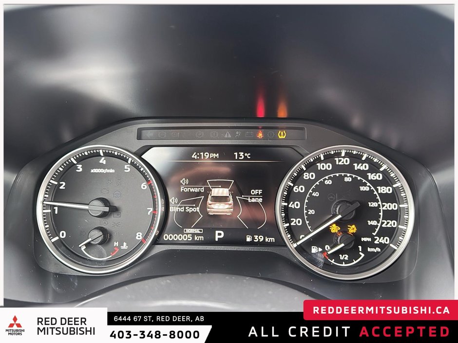 2025 Mitsubishi Outlander SEL-12