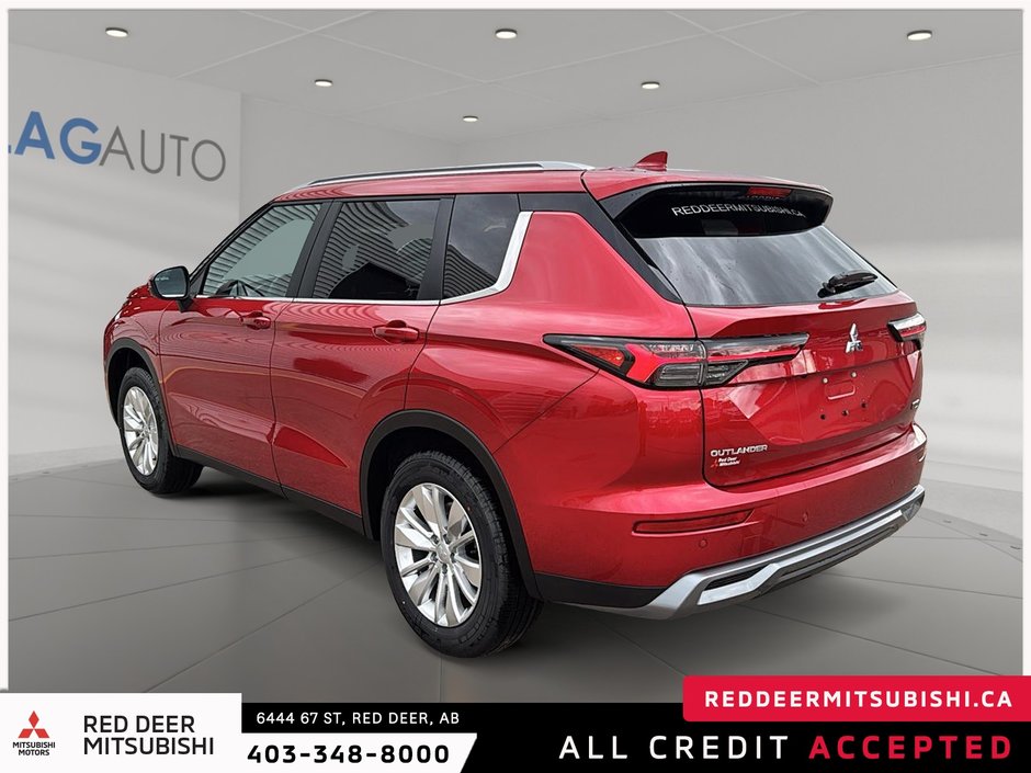 2025 Mitsubishi Outlander SEL-3