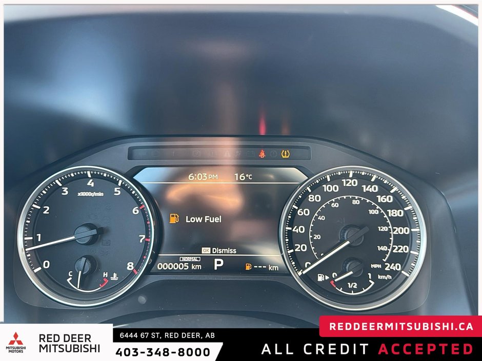2025 Mitsubishi Outlander ES S-AWC-11