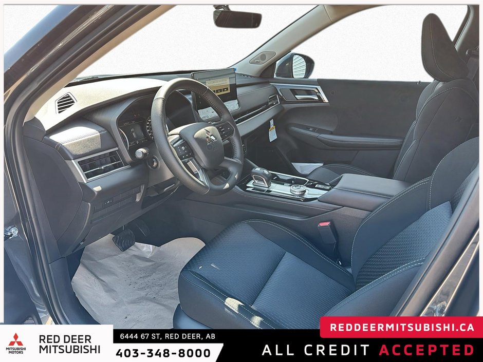 2025 Mitsubishi Outlander ES S-AWC-7