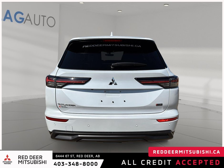 2025 Mitsubishi Outlander ES S-AWC-2