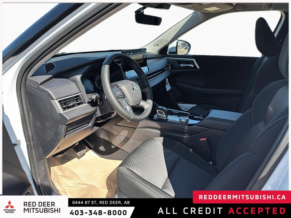 2025 Mitsubishi Outlander ES S-AWC-7