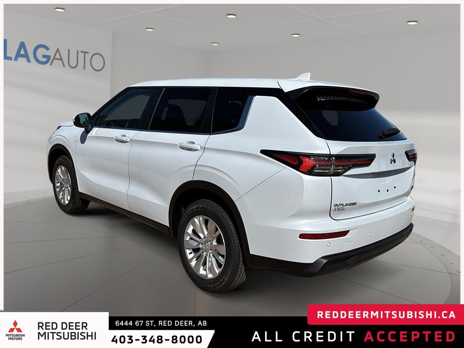 2025 Mitsubishi Outlander ES S-AWC-3