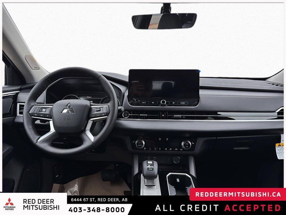 2025 Mitsubishi Outlander LE S-AWC-8