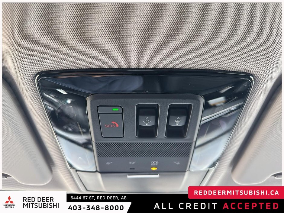 2025 Mitsubishi Outlander LE S-AWC-15