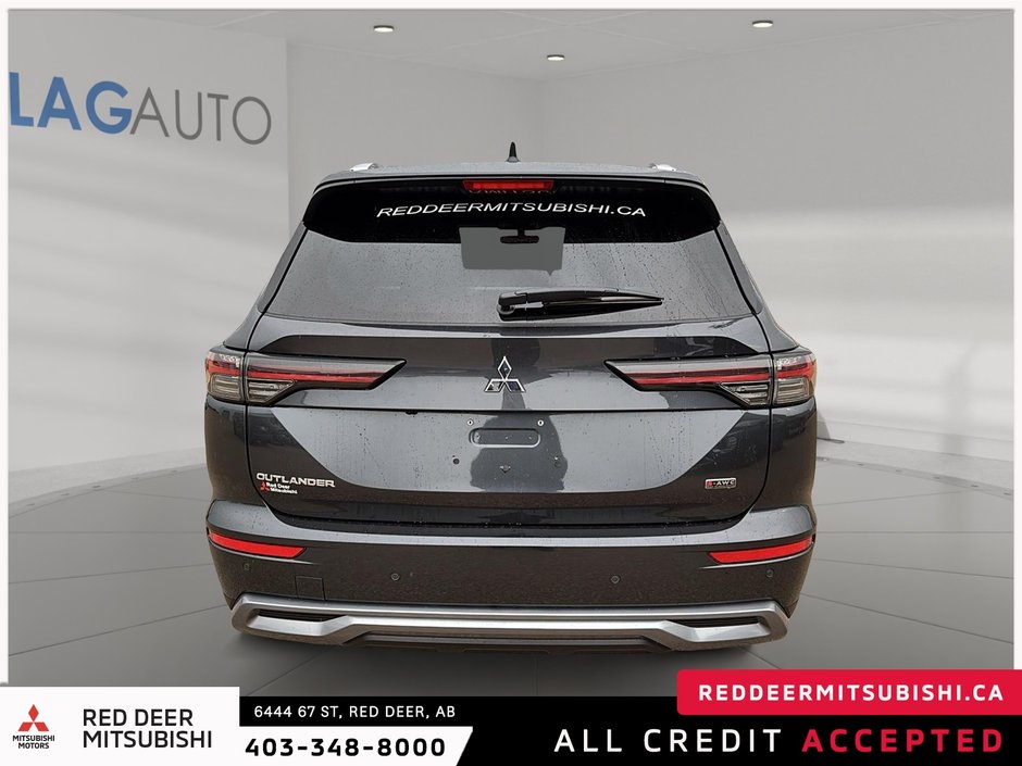 2025 Mitsubishi Outlander LE S-AWC-2