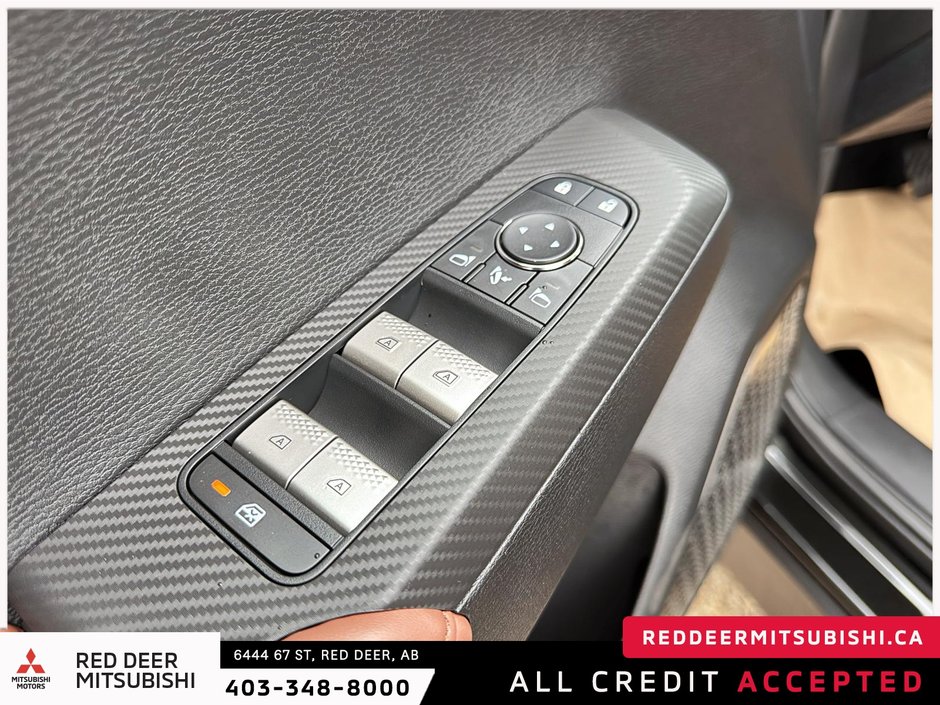 2025 Mitsubishi Outlander GT PREMIUM S-AWC TWO TONE ROOF-9