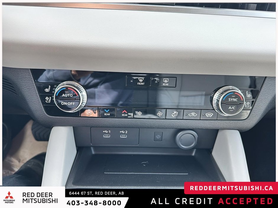 2025 Mitsubishi Outlander SEL S-AWC-12