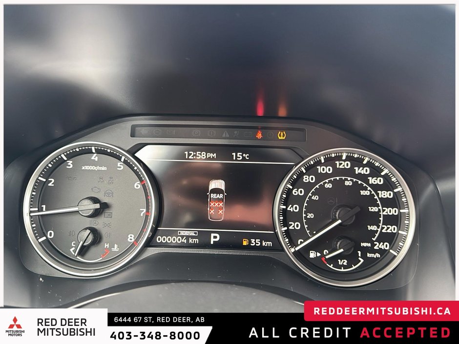 2025 Mitsubishi Outlander LE S-AWC-10