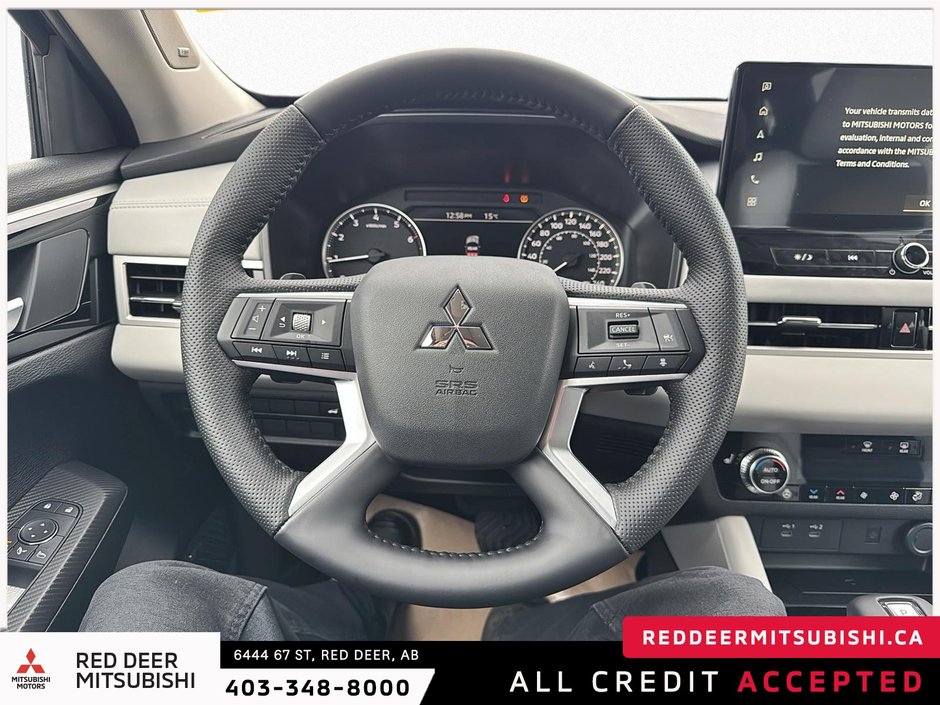2025 Mitsubishi Outlander LE S-AWC-9