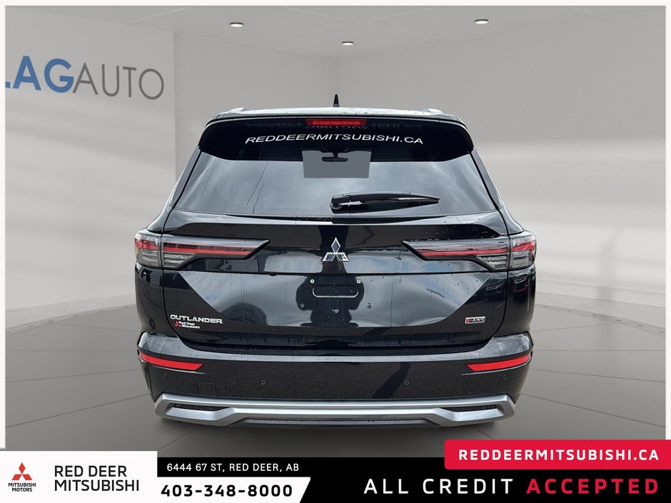 2025 Mitsubishi Outlander LE S-AWC-2