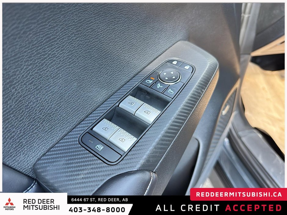 2025 Mitsubishi Outlander SEL S-AWC-9