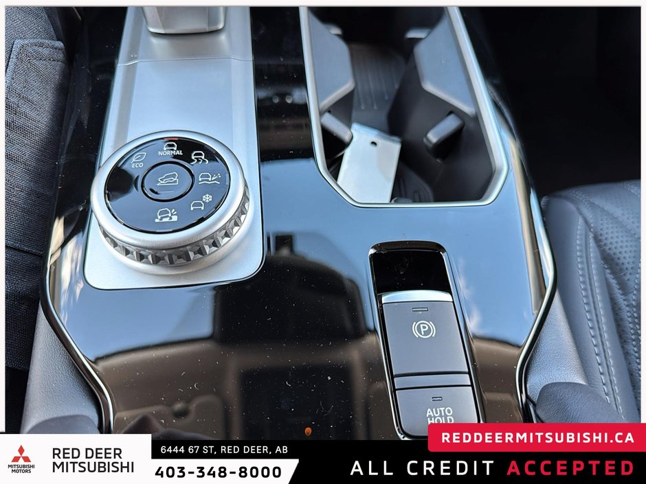 2025 Mitsubishi Outlander SEL S-AWC-14
