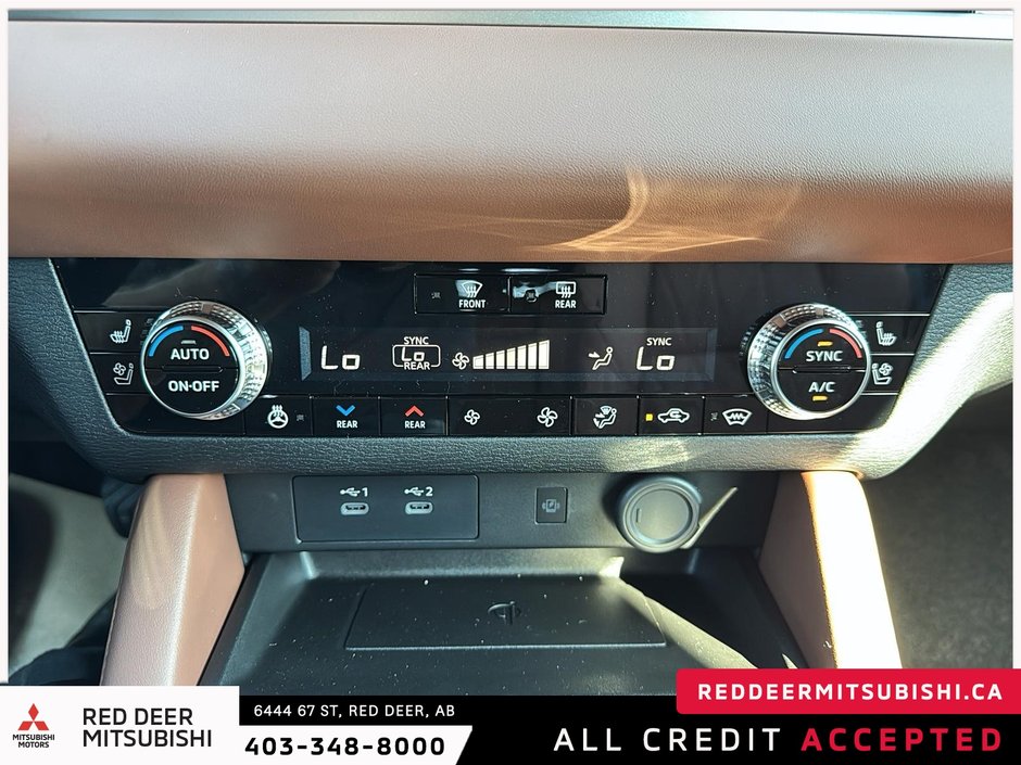 2025 Mitsubishi Outlander GT PREMIUM S-AWC-12