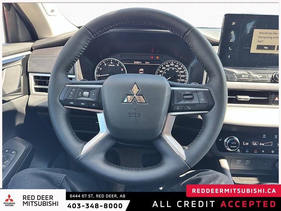 2025 Mitsubishi Outlander SE S-AWC-10