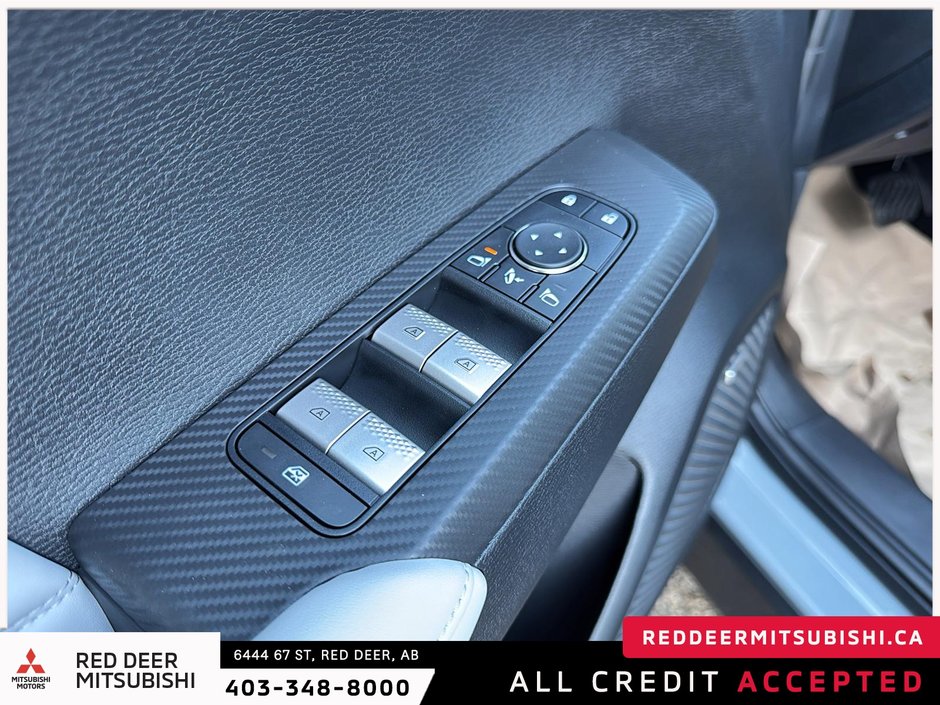 2025 Mitsubishi Outlander SEL S-AWC-9