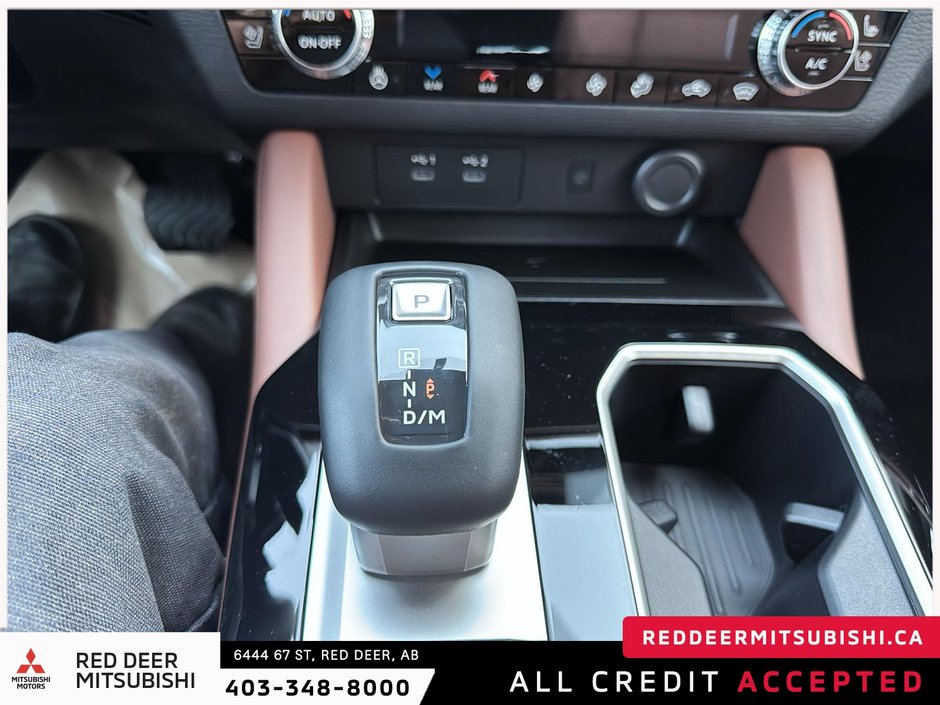 2025 Mitsubishi Outlander GT PREMIUM S-AWC TWO TONE ROOF-13