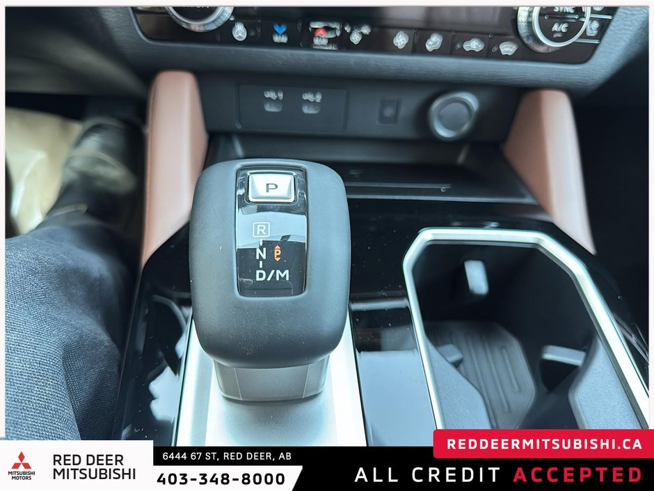 2025 Mitsubishi Outlander GT PREMIUM S-AWC-13
