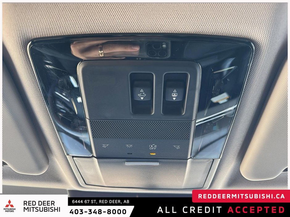 2025 Mitsubishi Outlander SE S-AWC-15