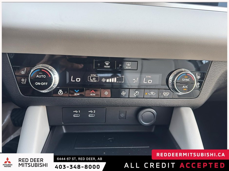 2025 Mitsubishi Outlander GT S-AWC TWO TONE ROOF-12