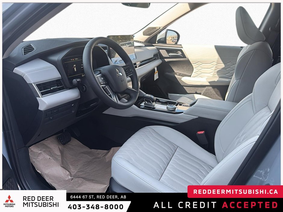 2025 Mitsubishi Outlander GT S-AWC TWO TONE ROOF-7