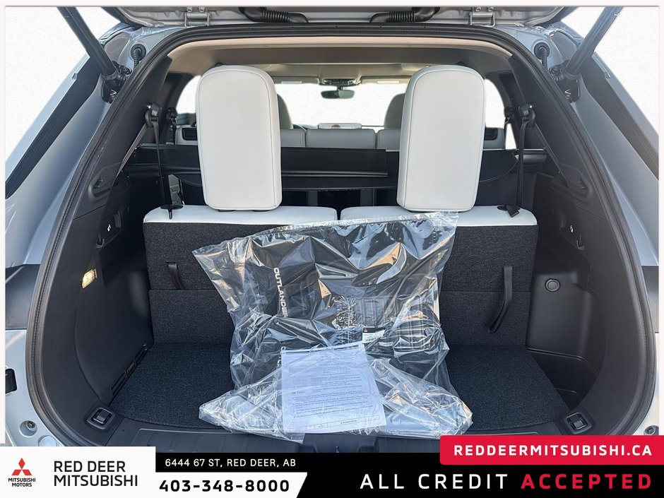 2025 Mitsubishi Outlander GT S-AWC TWO TONE ROOF-5