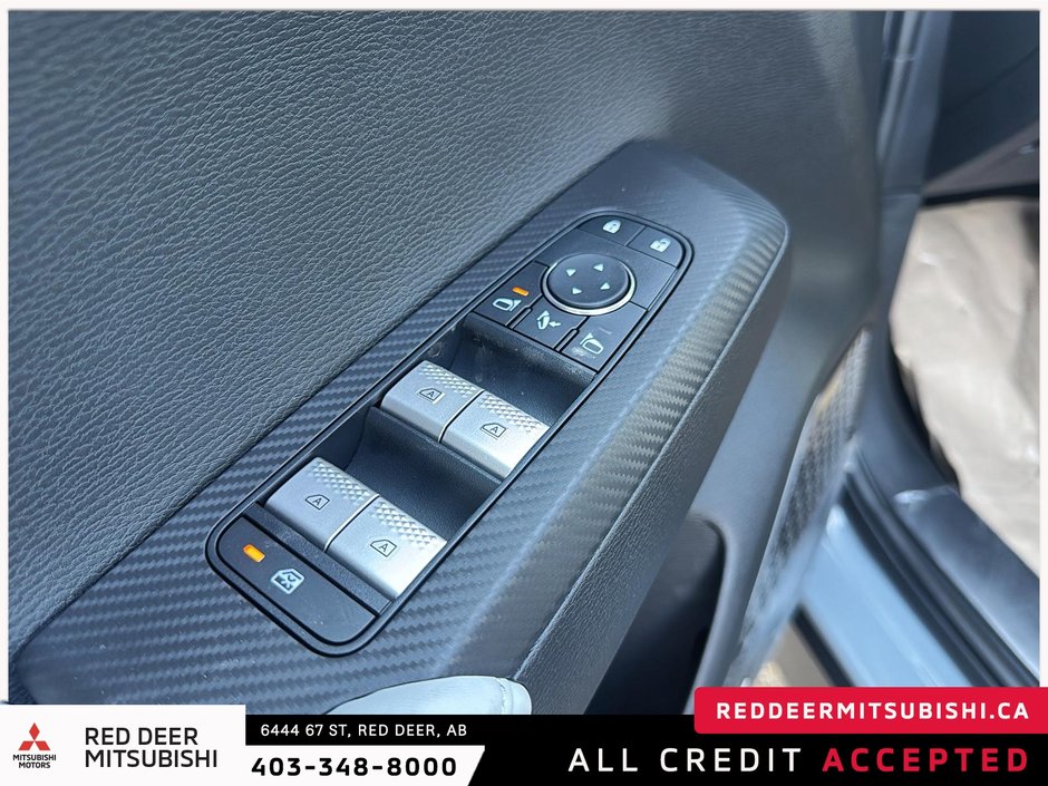 2025 Mitsubishi Outlander GT S-AWC TWO TONE ROOF-9