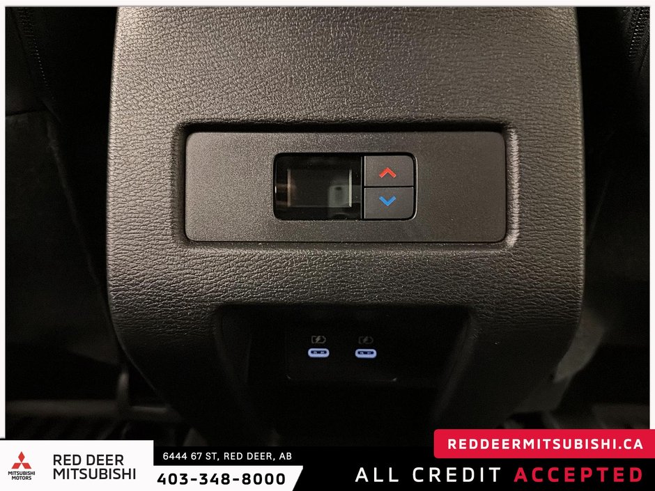 2025 Mitsubishi Outlander SE-10