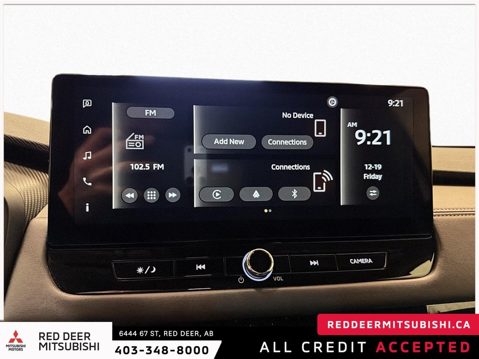 2025 Mitsubishi Outlander SE-21