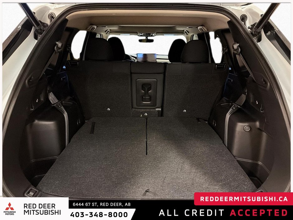 2025 Mitsubishi Outlander SE-5