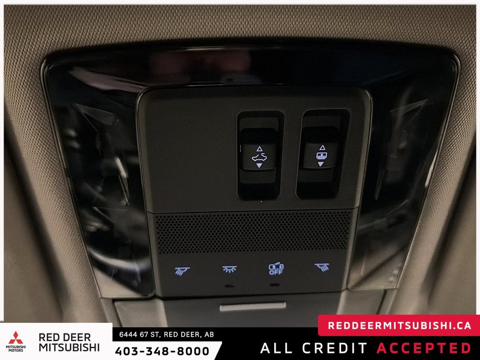 2025 Mitsubishi Outlander SE-19