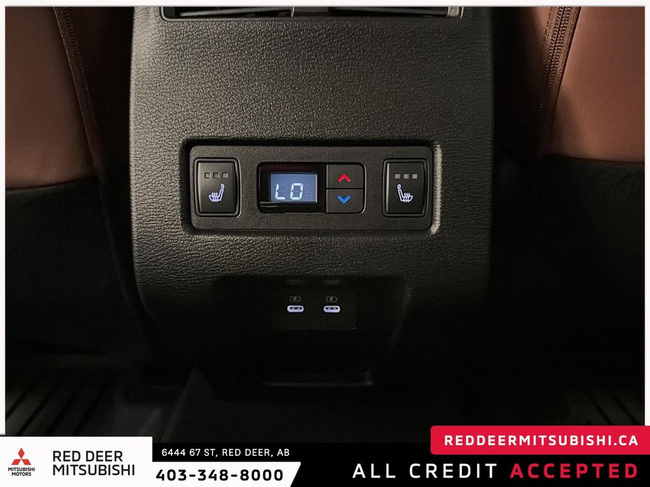 2025 Mitsubishi Outlander-11