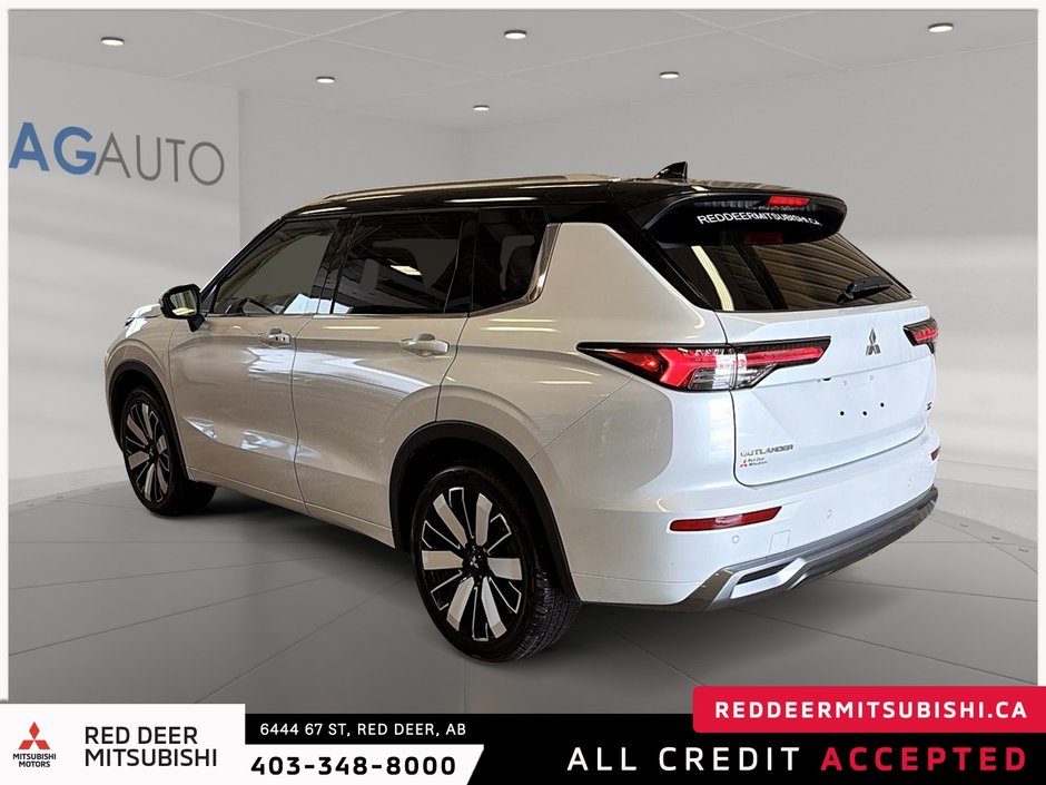 2025 Mitsubishi Outlander-3