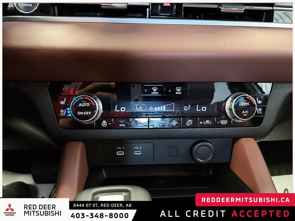 2025 Mitsubishi Outlander-20