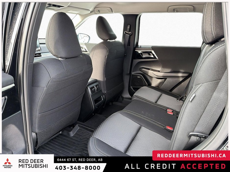 2026 Mitsubishi Outlander ES S-AWC-10