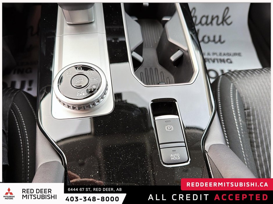 2026 Mitsubishi Outlander ES S-AWC-18