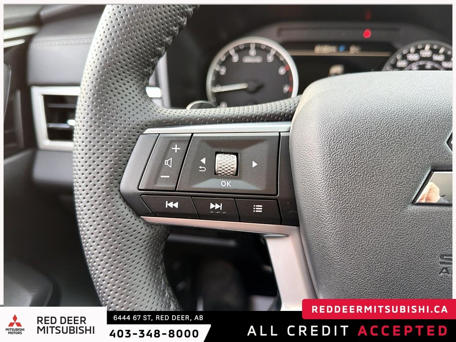 2026 Mitsubishi Outlander ES S-AWC-13